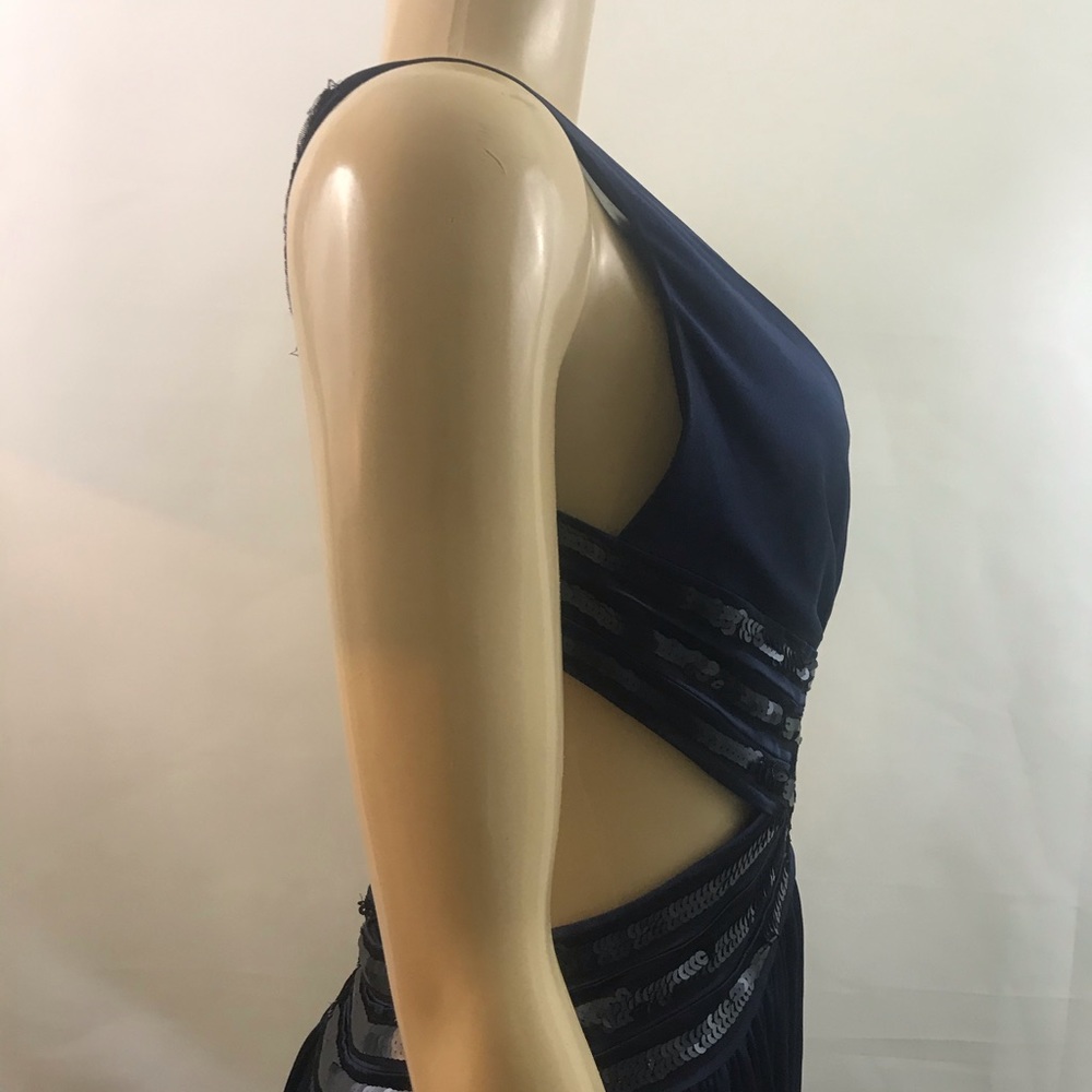 BCBG MAXAZRIA 👠🍷stunning Sexy satin Maxi dress - Picture 14 of 16